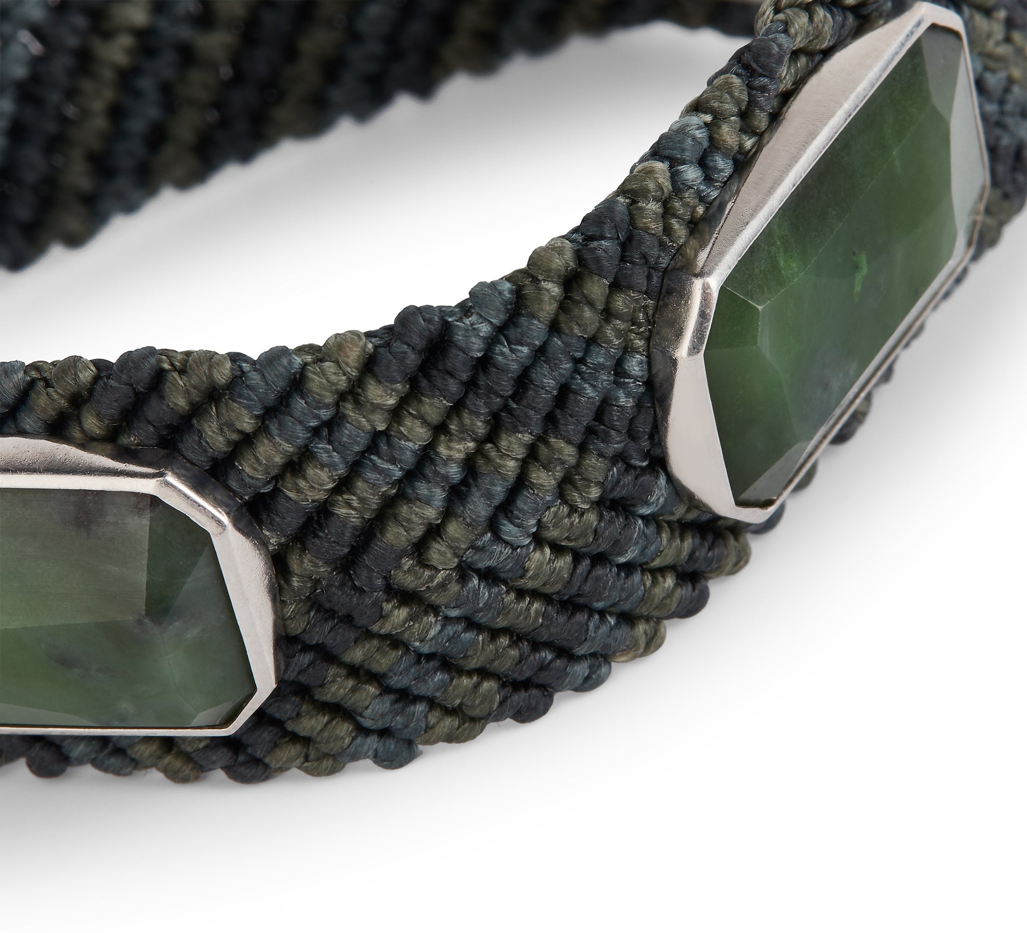 MAQE_Green_Silver_D1